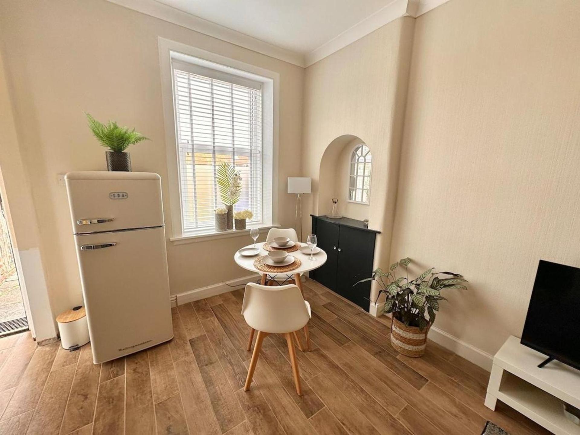 Prestwick Kingb Petsok Freep Wifi Tv Apartamento Exterior foto